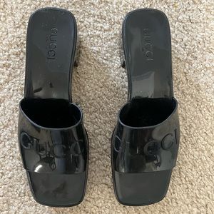 GUCCI Women’s Rubber Slide Sandal